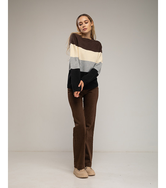 Кафяви дамски памучни дънки снимка