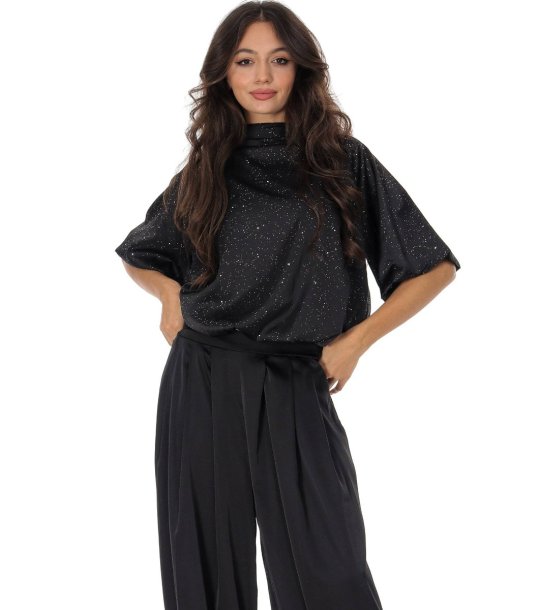 Черна сатенена блуза с ламе и панделка  снимка