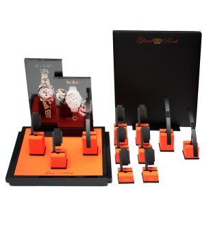 Черна поставка за часовници Glam Rock снимка