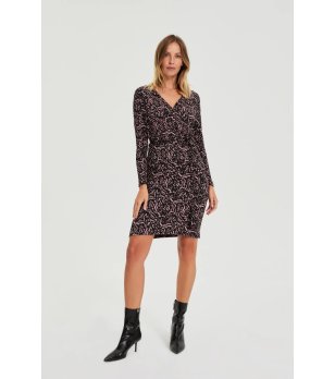 Черна рокля с принт и дълъг ръкав снимка