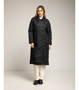 Дълго яке в черно с асиметричен цип  снимка