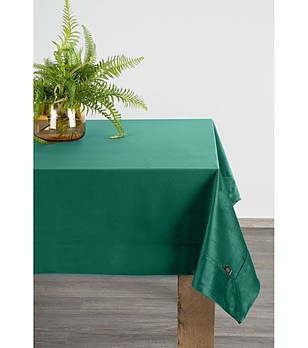 Тъмнозелена велвет покривка с декоративна лента 145x220 см снимка