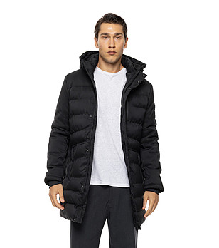 Черно подплатено яке с качулка Hawn снимка