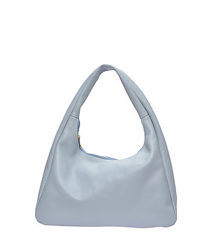 Светлосиня чанта тип hobo снимка